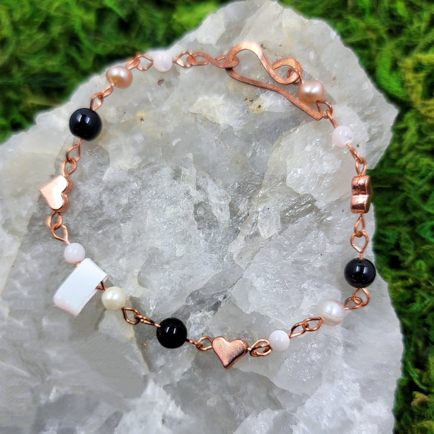 Freshwater Pearl & Onyx Copper Heart Bracelet